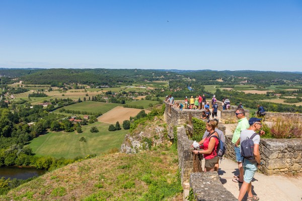 Domme 1a bastide Dordogne Frankrijk train vakantie uitzicht toerisme.jpg