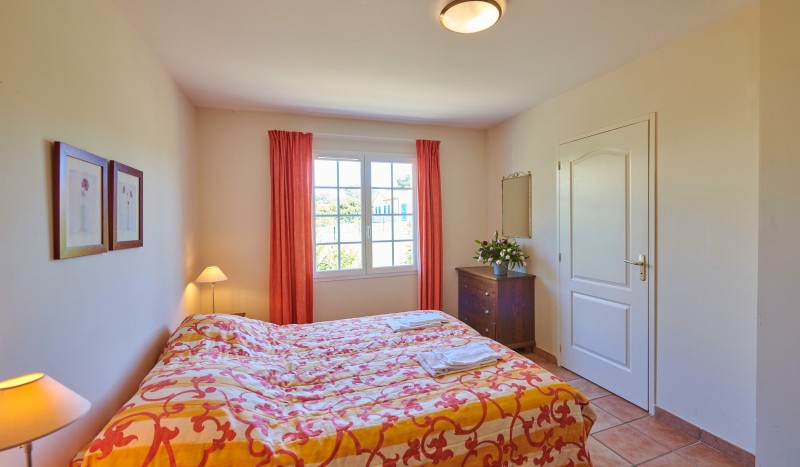 Vieille Vigne 27 7 Forges Frankrijk vakantiepark Poitou Charentes luxe villa zwembad.jpg