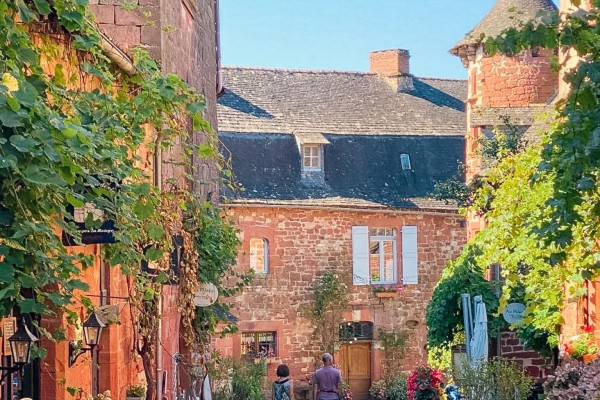Collonges la Rouge 12 in de correze bij de Dordogne Frankrijk vakantiepark.jpg