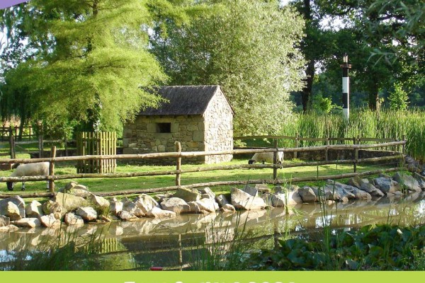 Mouton Village 12 Vasles Frankrijk vakantie Forges schapen park kinderen.jpg