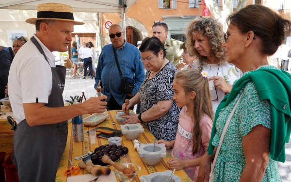 Brignoles 9 Var Provence feest nans les pins farnkrijk vakantiehuis villa luxe toerisme.jpg