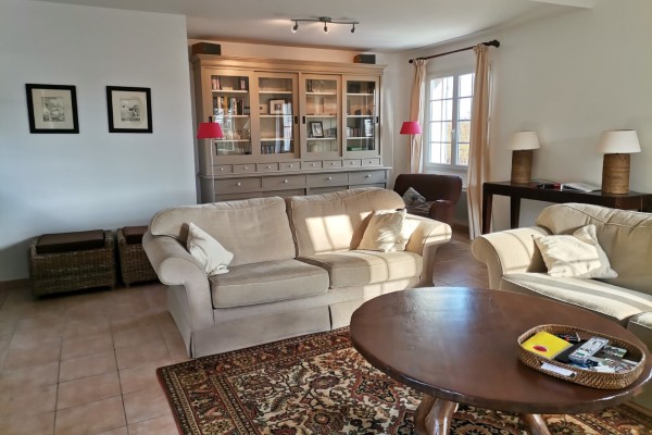Vigeliere 1 Frankrijk les Forges golf Frankrijk vakantiehuis luxe villa huren zwembad prive.jpg