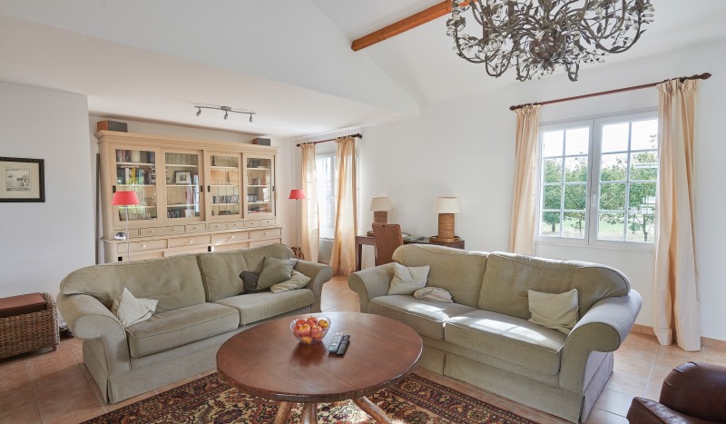 Vigeliere 7.4 Frankrijk les Forges golf vakantiehuis luxe villa zwembad prive poitou charentes.jpg