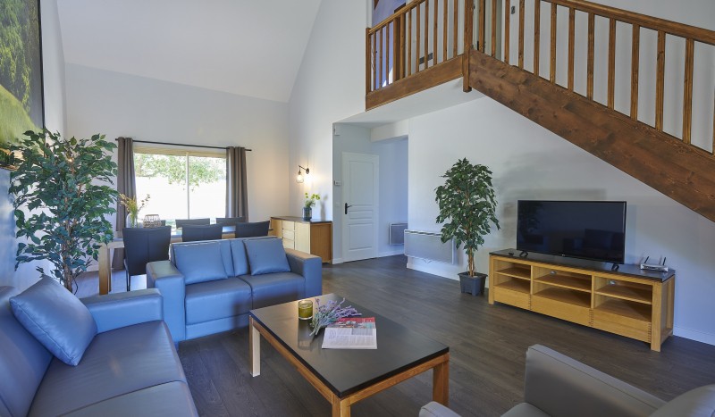 Lanzac 18 3 vakantiepark Frankrijk luxe villa zwembad Dordogne.jpg