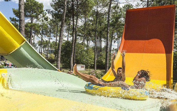 Aqualand 9 Arcachon aquaparc Frankrijk Chateau de Salles vakantiepark luxe villa zwembad aquitaine.j