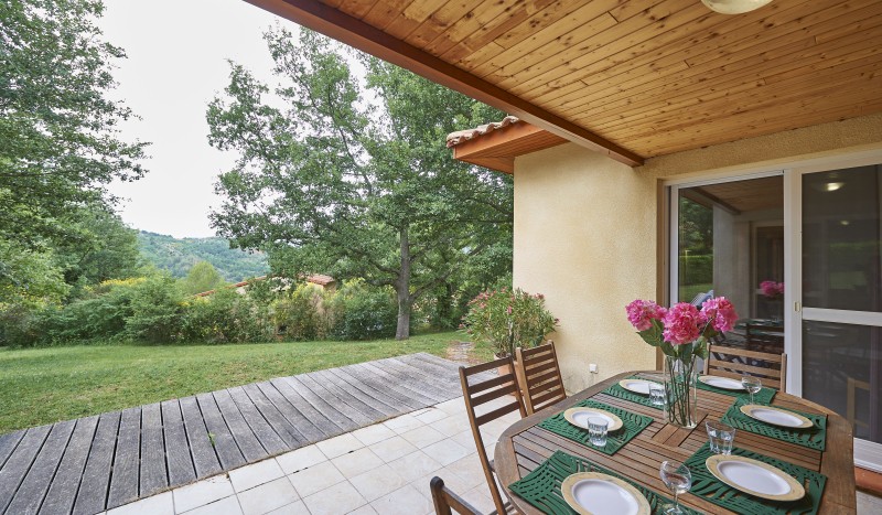 Espinet 7-8p 9 Quillan vakantiepark Frankrijk resort vakantiehuis airco animatie zwembad wellness.jp