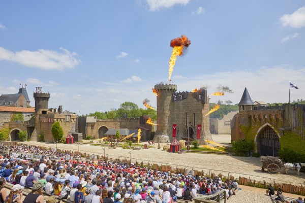 P 12 Puy du Fou Le Secret de la Lance Vendee Frankrijk vakantie villa.jpg