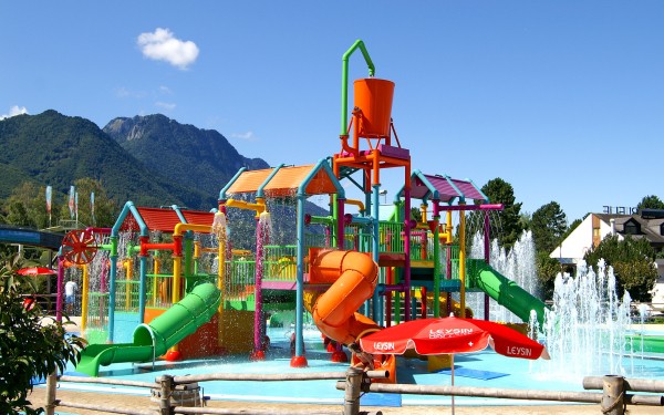 Aquaparc Bouveret 2 waterpark aan meer van Geneve tijdens vakantie in Frankrijk met kinderen.jpg