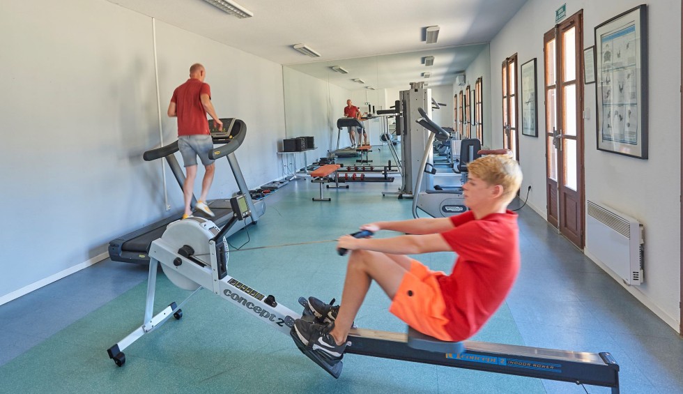 Sportief 6 fittness Bordeaux Frankrijk vakantiepark luxe villa animatie zwembad.jpg