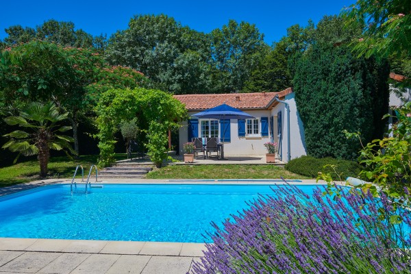 Reizen Frankrijk 4 villa zwembad praktische zaken met auto gezin op vakantie kosten.jpg