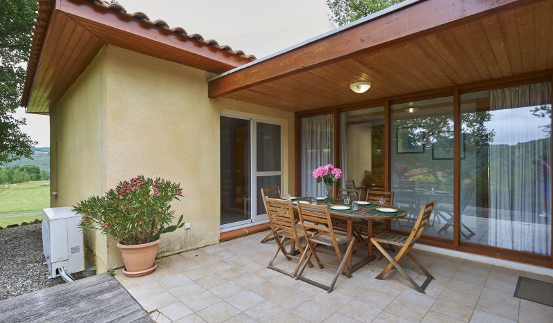 Espinet 7-8p 8 Quillan vakantiepark Frankrijk resort vakantiehuis airco animatie zwembad wellness.jp