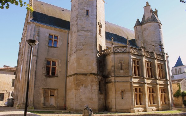 Melle 7 zilvermijn triade romane argent frankrijk poitou charente poitiers bois senis les forges ker