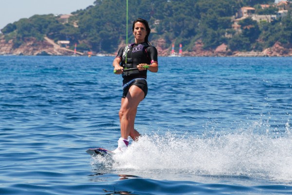 Watersport 3 Provence Cote d Azur vakantie Frankrijk Middellandse Zee luxe vakantiehuis waterski.jpg