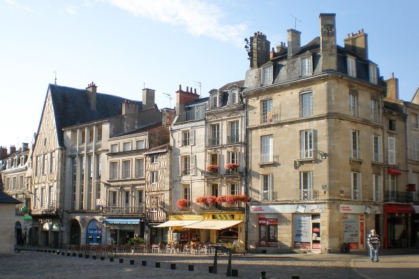 Poitiers 7 Frankrijk Poitou Vienne vakantie villa zwembad Forges futuroscope.jpg