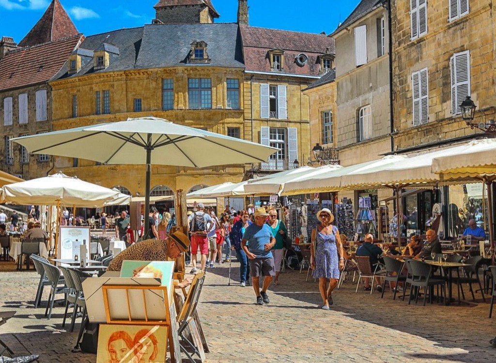 Markt Domaine de Lanzac 1 Dordogne-Lot vakantie Frankrijk luxe villa gezin.jpg