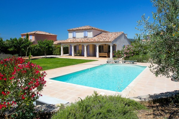 Provence 5 Luxe villa met zwembad in de Provence Frankrijk bij Middellandse Zee.jpg