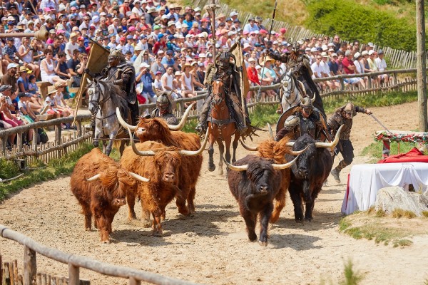 P 18 Puy du Fou Les Vikings Vendee Frankrijk vakantie villa.jpg