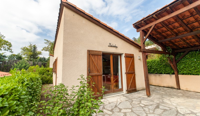 Espinet 2p st 3 Vakantiepark Quillan Zuid Frankrijk Languedoc Pyreneeen zwembad animatie.jpg