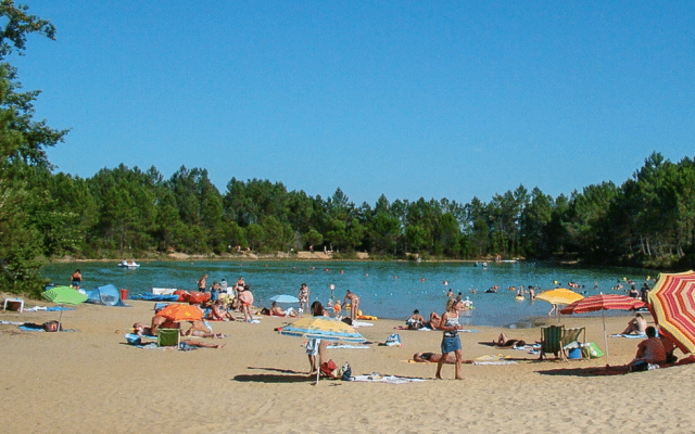Beauvallon 6 Lac Montguyon Charente recreatiemeer.png
