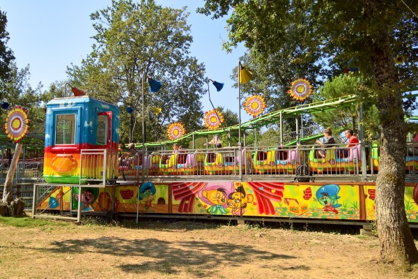 Jacquou 7 parc Frankrijk animatie vakantiehuis Dordogne gezin kinderen.jpg