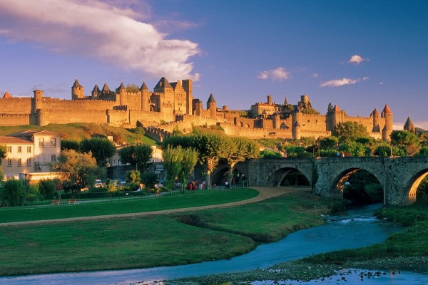Carcassonne A1 Cite Frankrijk Languedoc cammazes carlat vakantiepark kust zee strand villa zwembad.j