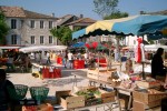 Monflanquin 11 Frankrijk Dordogne Lot bastide vakantie luxe villa feesten plus beaux village.jpeg