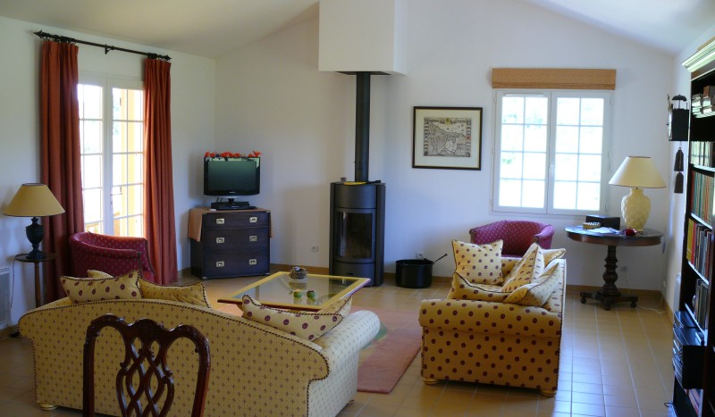 Bourg Ouest 4 vakantievilla Frankrijk golf des forges prive zwembad Charente Poitou bos wandelen.JPG