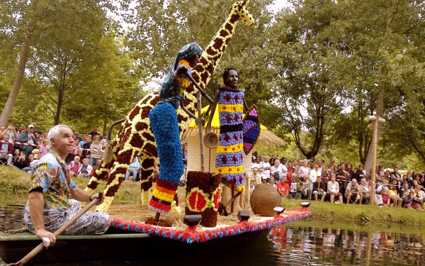 Toeristische plaats 8 Saumur Frankrijk Niort Poitiers Rochelle festival vakantiepark zwembad wifi lu