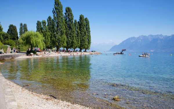 Meer van Geneve 13 lac leman vakantie Frankrijk portes du soleil luxe villa appartement.jpg