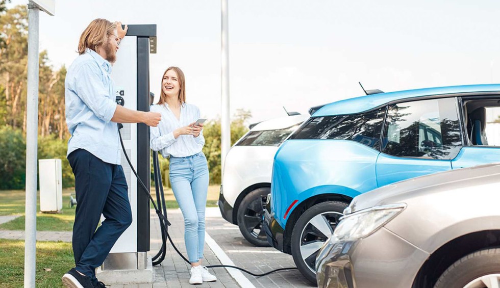 laadpalen 3 elektrische auto fastned newmotion ionity  vakantie Frankrijk vakantiepark luxe villa zw