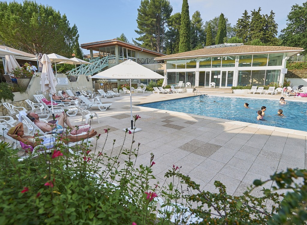 Espinet W13a Quillan vakantiepark sauna massage ontspanning Frankrijk vakantiehuis balneo.jpg