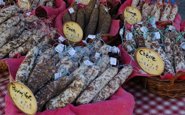 Markt 4 marche Frankrijk vakantiepark brocante fruit dordogne provence franse sfeer toerisme tourism