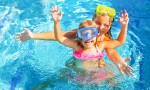 Zwembad 11 Frankrijk vakantiehuis luxe park kinderen nederlandse animatie.jpg