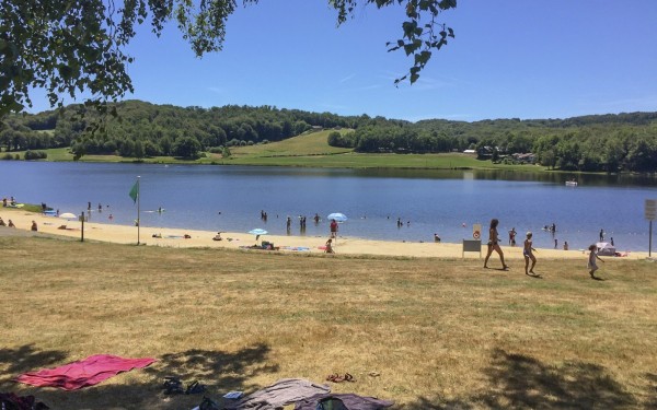 Lac du Tolerme 25 recreatiemeer tijdens de vakantie in de Lot in Zuid-Frankrijk.jpg