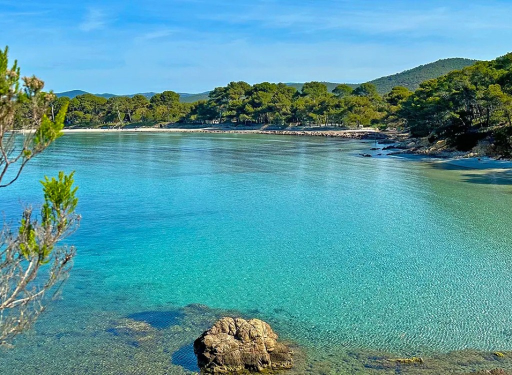 Stranden 7 Provence Cote dazur estagnol vakantie Frankrijk Middellandse Zee zwemmen luxe villa.jpg