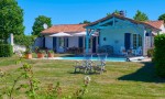 Forges 15 Vieille Vigne zwembad luxe villa vakantiehuis park Frankrijk Poitou Charentes.jpg