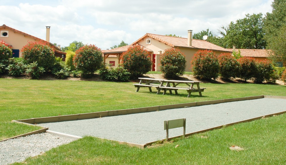 DLF park 7a Domaine les Forges park  Frankrijk vakantiehuis luxe villa jeu de boules.jpg