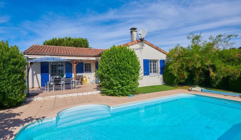 Forges 4 Bourg Est golfresort bluegreen Frankrijk poitou charentes villa zwembad.jpg