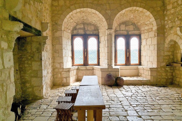Chauvigny 14 Vienne Frankrijk vakantie Poitiers villa ville medievale.jpg