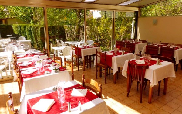 Villa's du Verdon 4 restaurant gorges terras repas eten vakantiehuis luxe villa Frankrijk Provence s