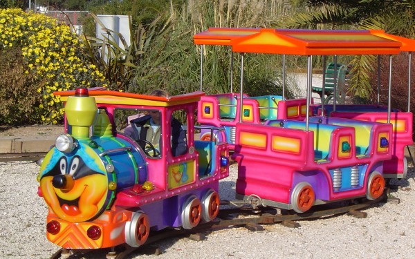 Kiddypark 2 Hyeres Toulon in Provence Frankrijk attractiepark kinderen vakantie bij Middellandse zee