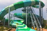 Aquapark 17 Provence Var Frejus Maxime vakantie Frankrijk luxe villa zwembad glijbaan.jpg