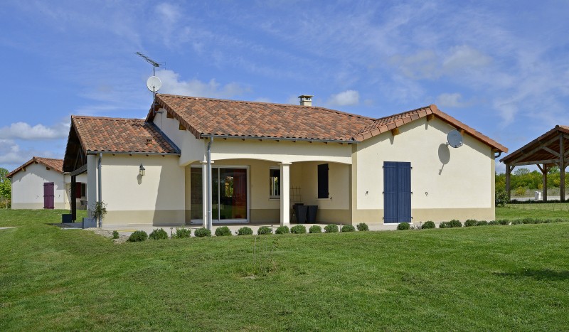 Aveneau 46 1 Golf des Forges villapark luxe vakantiehuizen zwembad verwarmd nederlands Charentes.JPG