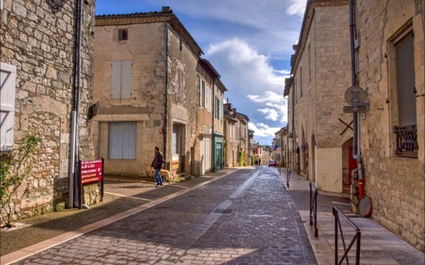 Lauzerte 10 Frankrijk vakantie luxe villa Lot Garonne Dordogne toerisme.jpg