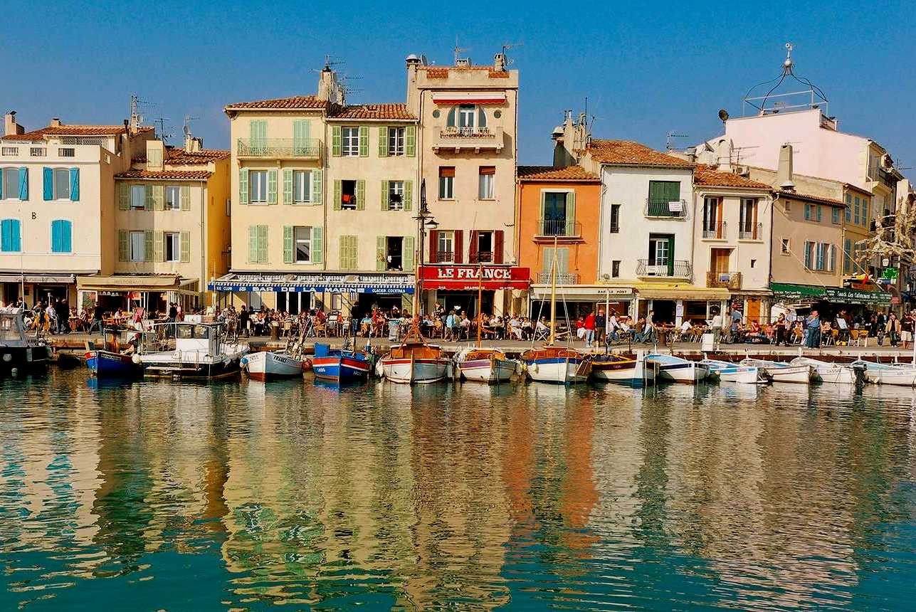 Cassis Provencal Pearl At The Mediterranean Francecomfort Holiday Parks