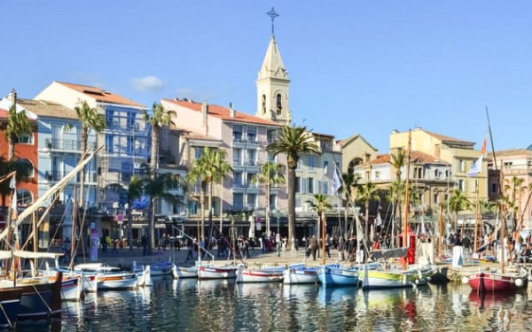Sanary sur mer 4 Provence zuid Frankrijk vakantie luxe villa toerisme Middellandse zee haven.jpg