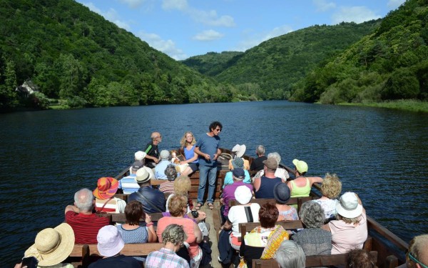 Gabare 9 Village des Cigales Frankrijk Cahors wijn vakantiepark boottocht prachtig uitzicht.jpg