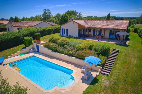 Forges 3 Vigeliere vakantiehuis villa Frankrijk golf resort bluegreen aveneau poitou charentes zwemb