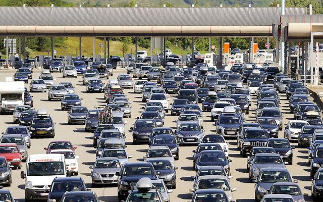 Zwarte zaterdag 1 Frankrijk vakantie auto file villa gezin.jpg