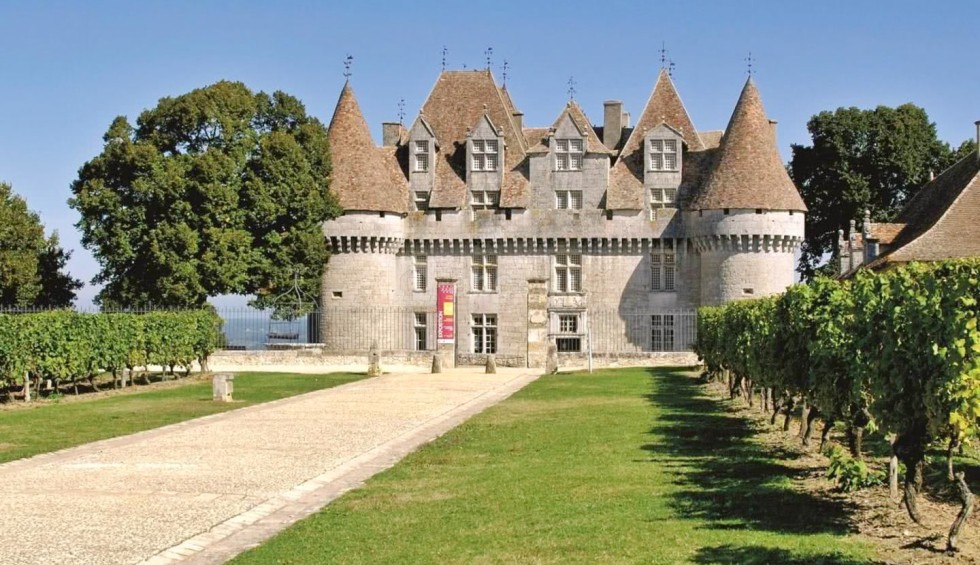 Kastelen Dordogne 19 chateau Monbazillac Frankrijk vakantie Lot Perigord villapark.jpg